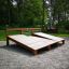 Sit-ups Bench puistossa.