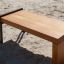 Puiset Thor bench -penkki hiekalla.